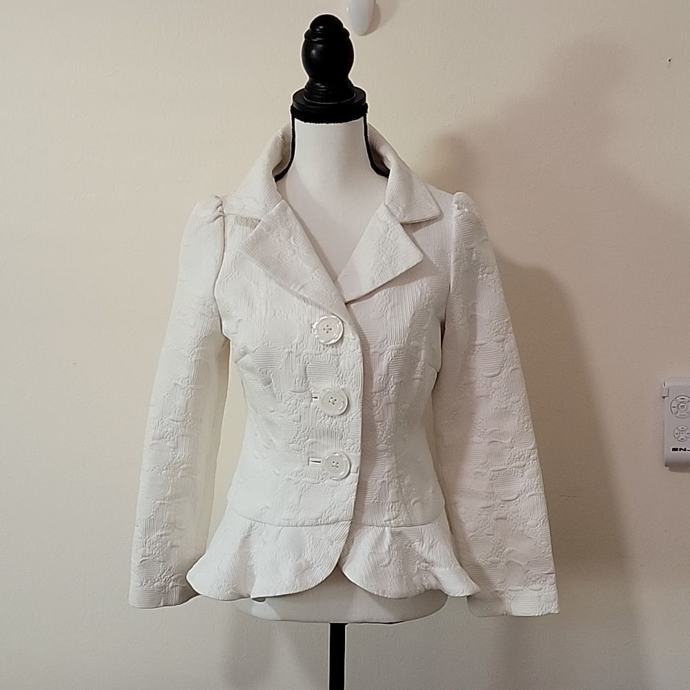 An Ren white jacket Size XS